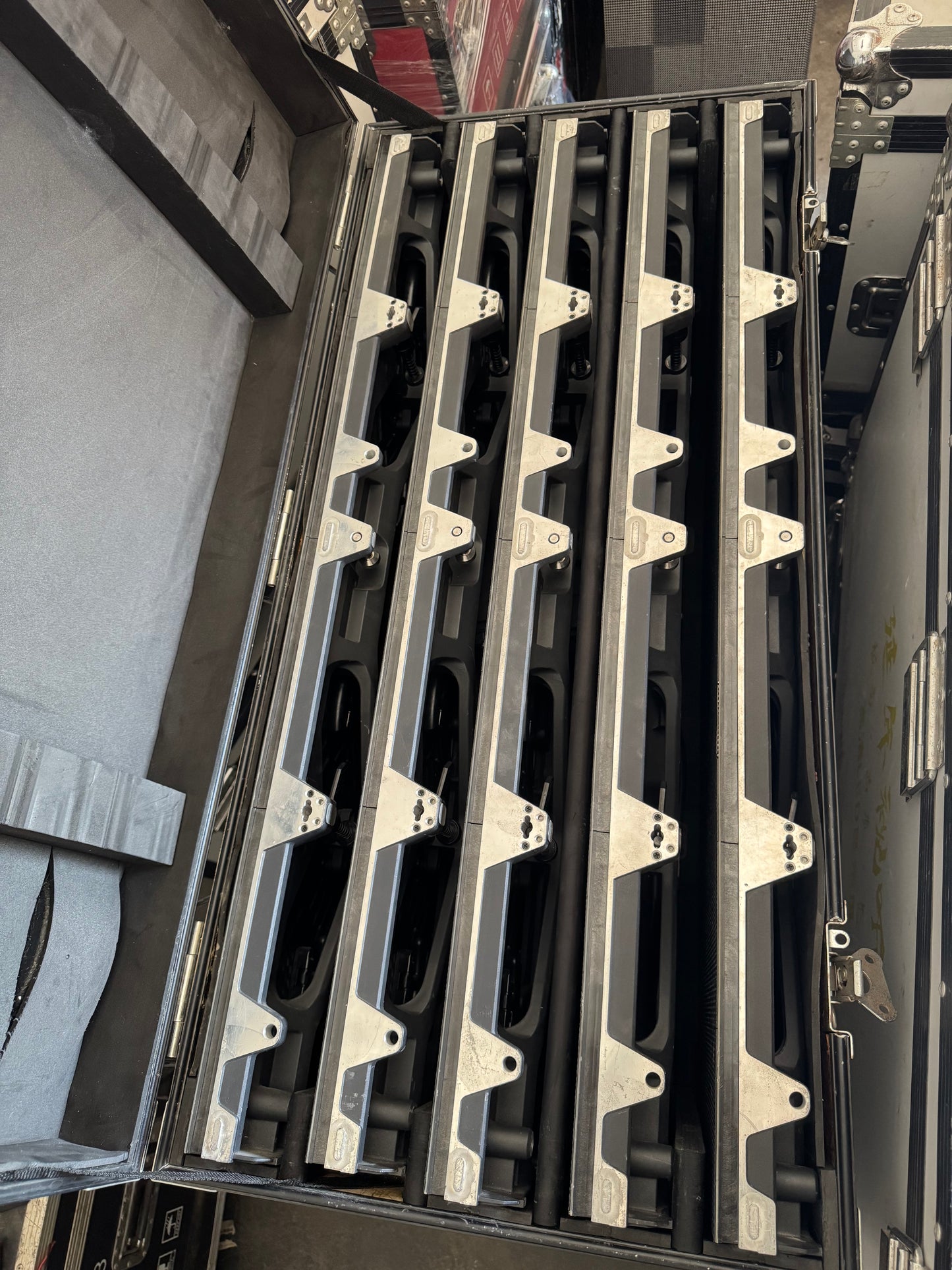 Used DAGE 3.91mm Pitch Indoor LED Screen | 60㎡, Novastar System Compatible
