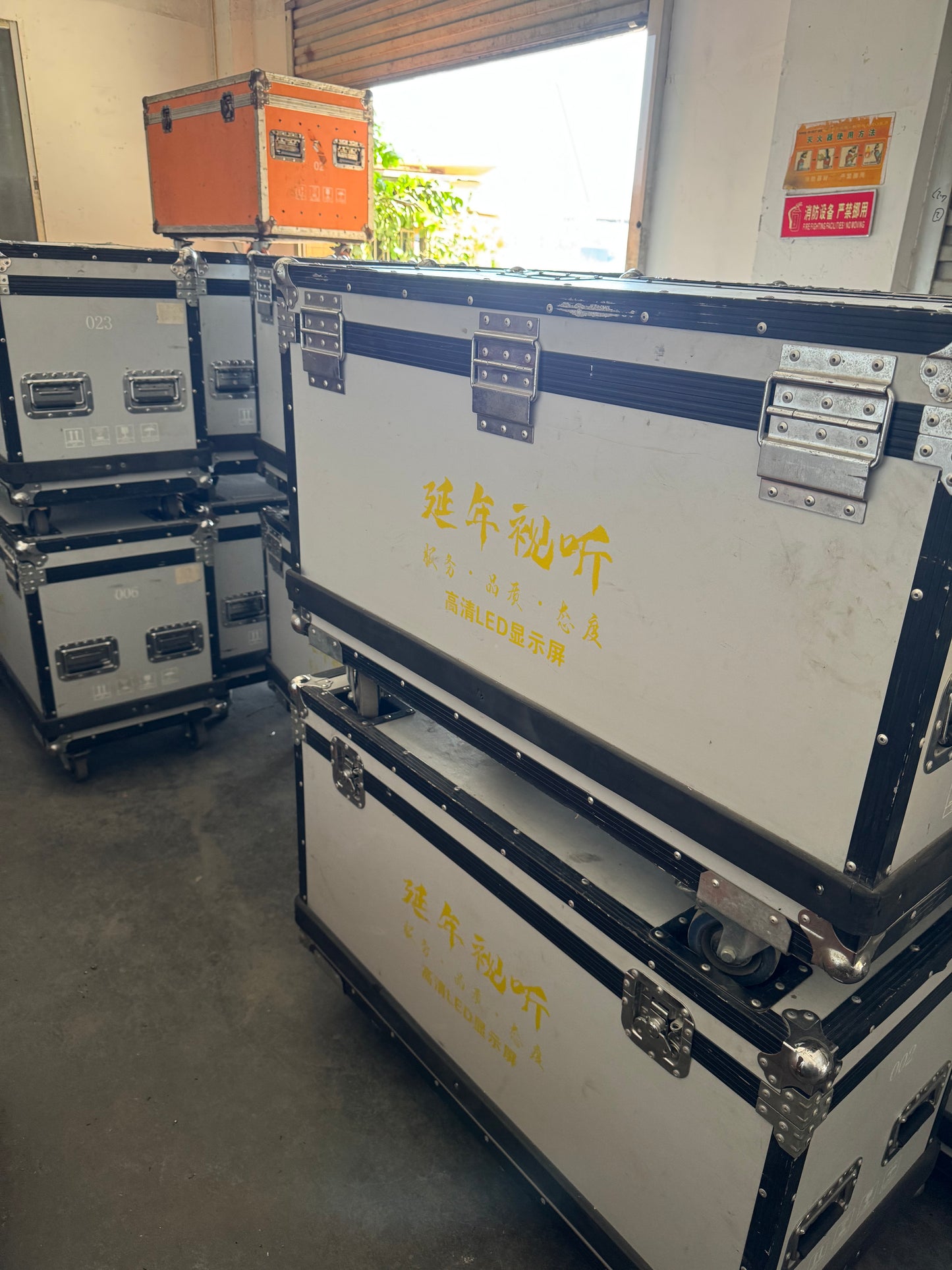 Used DAGE 3.91mm Pitch Indoor LED Screen | 60㎡, Novastar System Compatible