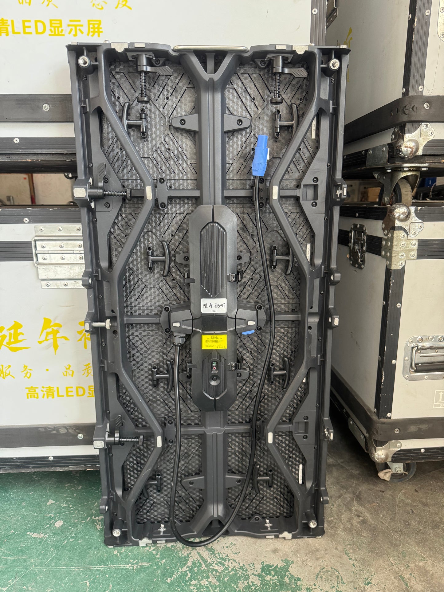 Used DAGE 3.91mm Pitch Indoor LED Screen | 60㎡, Novastar System Compatible